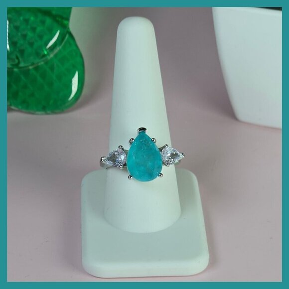 Pear-Shaped Simulated Paraiba Statement Ring Size 10 (NWOT) - Picture 1 of 5